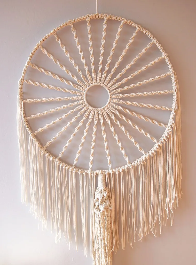 Macramé wandkleed ophangen: bevestiging, plaatsing en combineren